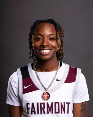 Zaniya Murray headshot