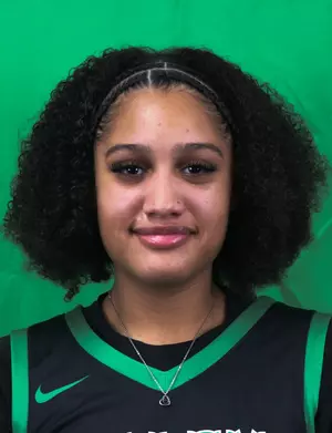 Carmen Vasquez headshot