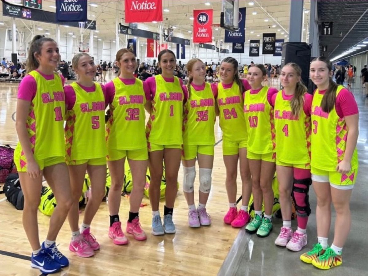 SLAAM Woodson 15U team photo